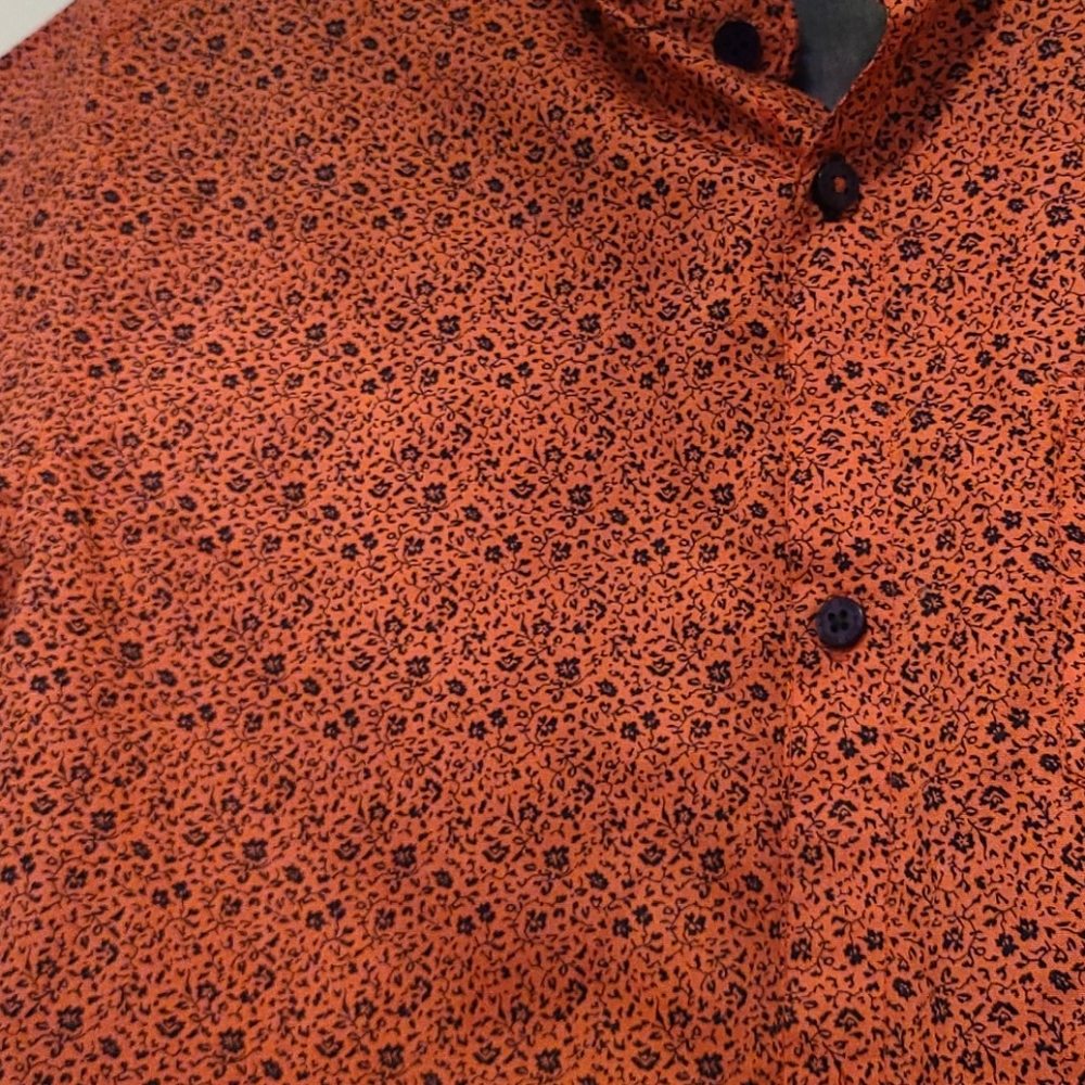 Floral Button Down - Picture 3 of 4